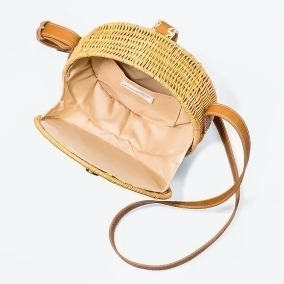 Universal Thread Straw Crossbody Bag - Picture 2 of 3